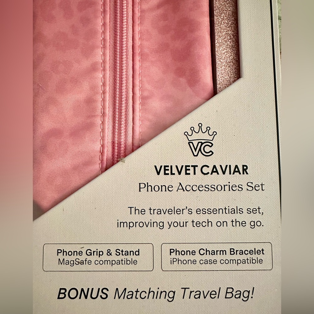 Velvet Caviar Phone Accessories Set- Hot Pink Leopard   NWT - Picture 3 of 9